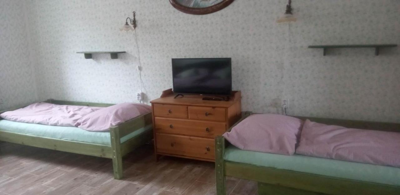 Restaurace A Penzion Ubrousku Prostri Se Nová Bystřice Zewnętrze zdjęcie