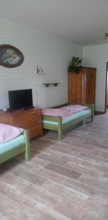 Restaurace A Penzion Ubrousku Prostri Se Nová Bystřice Zewnętrze zdjęcie